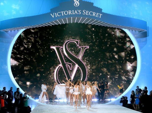 victororias-secret-show-21
